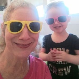 Meet your Posher, Angela